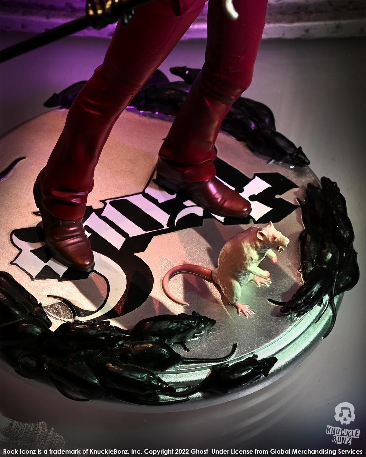 Ghost Cardinal Copia Red Tuxedo (Variant) KnuckleBonz Statue