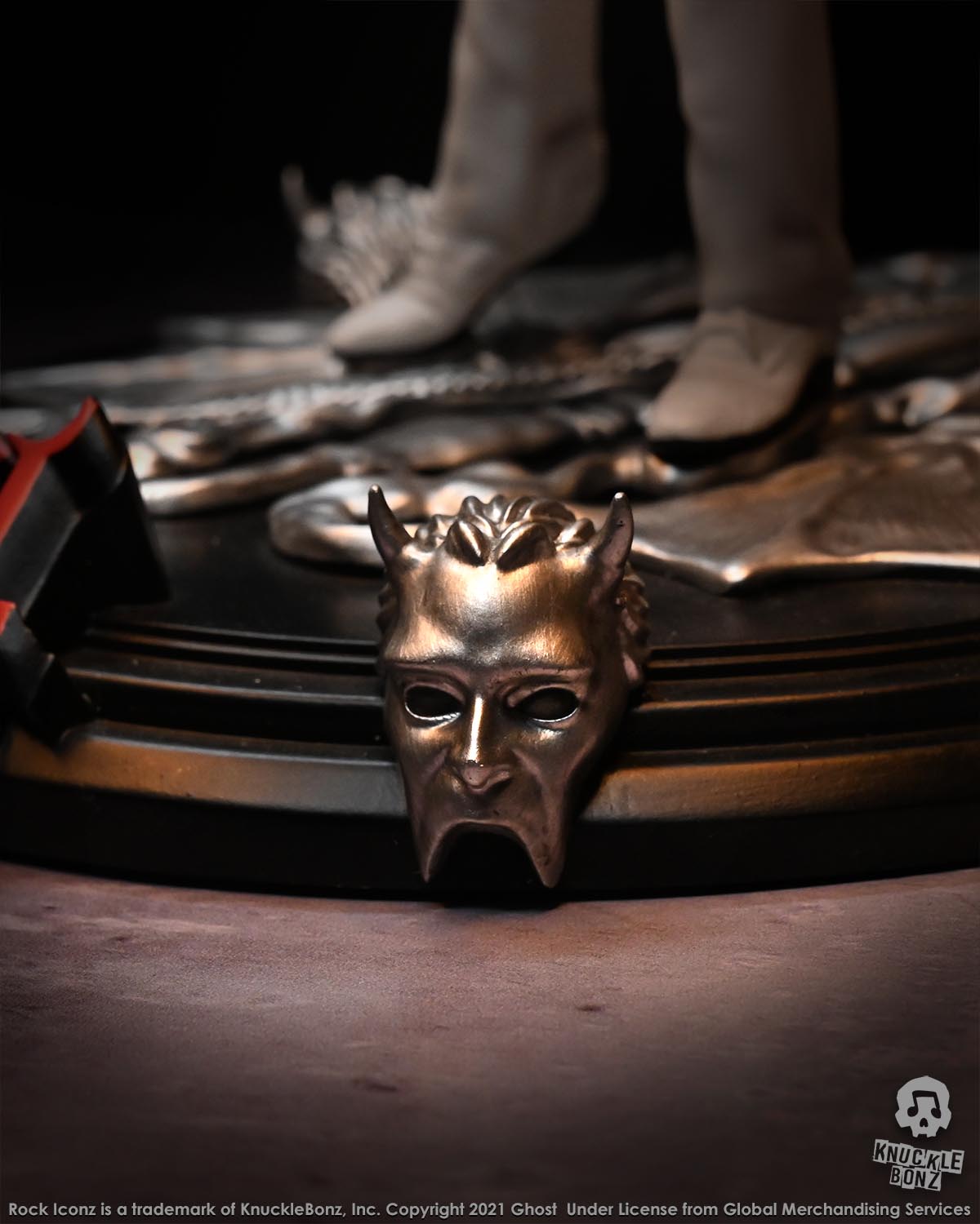 Ghost Cardinal Copia White Tuxedo (Variant) KnuckleBonz Statue