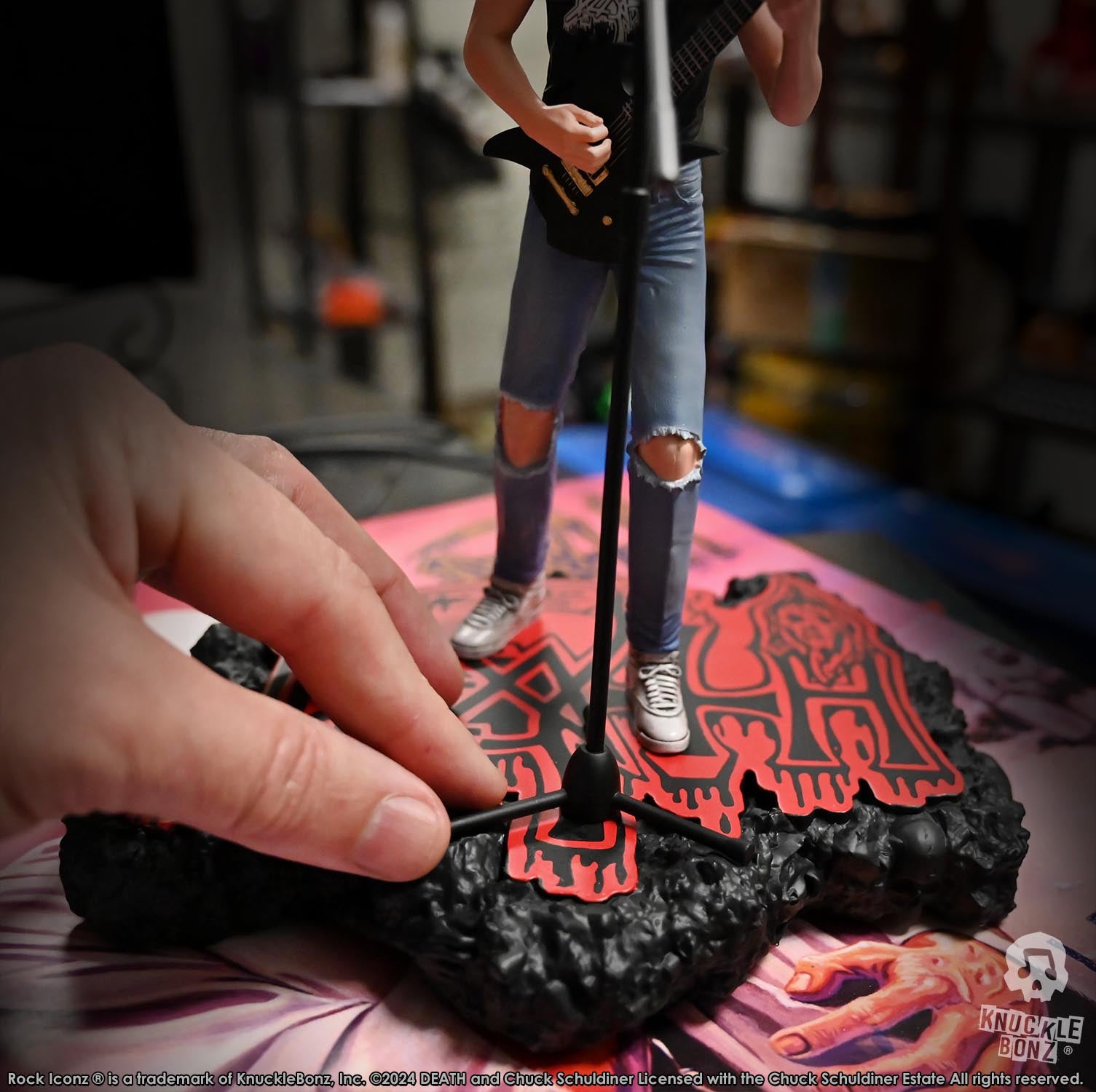 Death Chuck Schuldiner II KnuckleBonz Statue