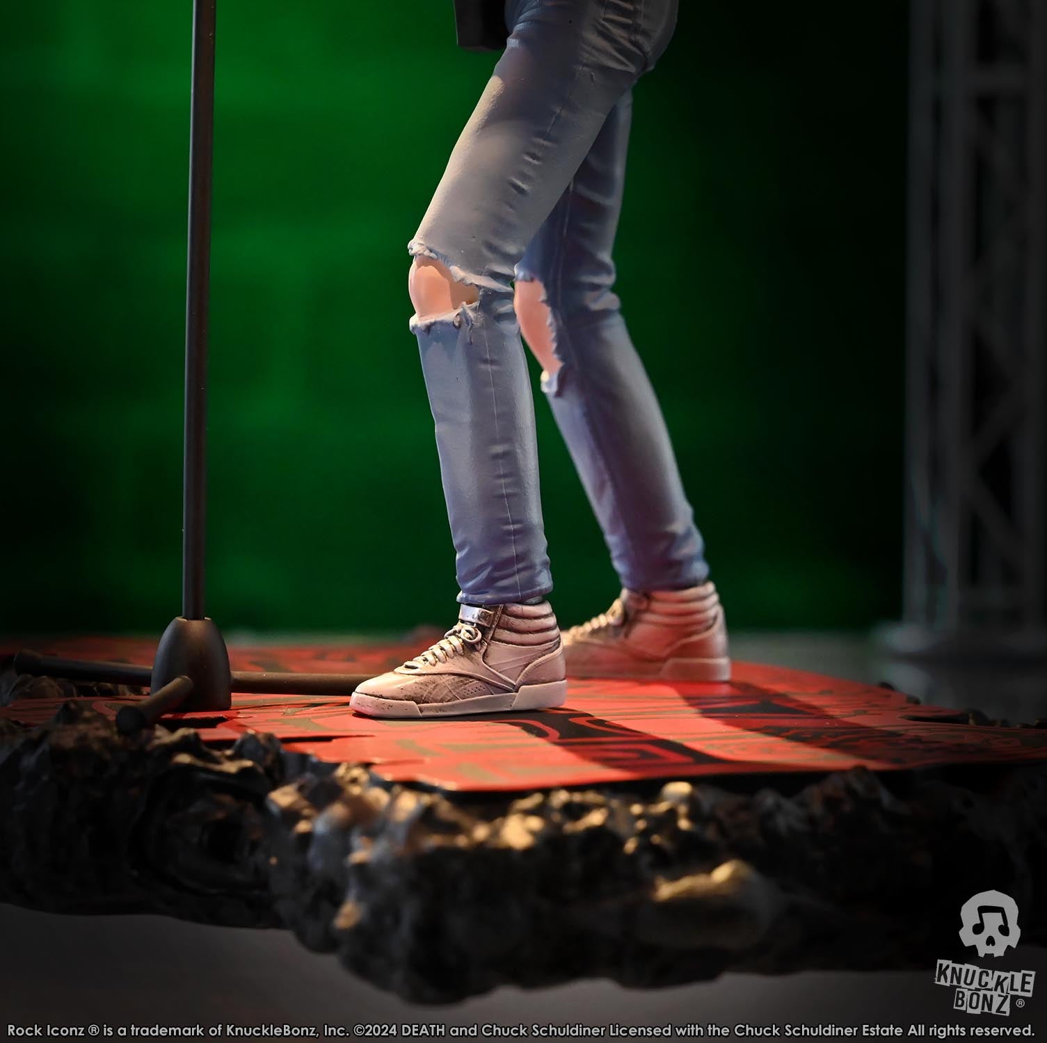 Death Chuck Schuldiner II KnuckleBonz Statue