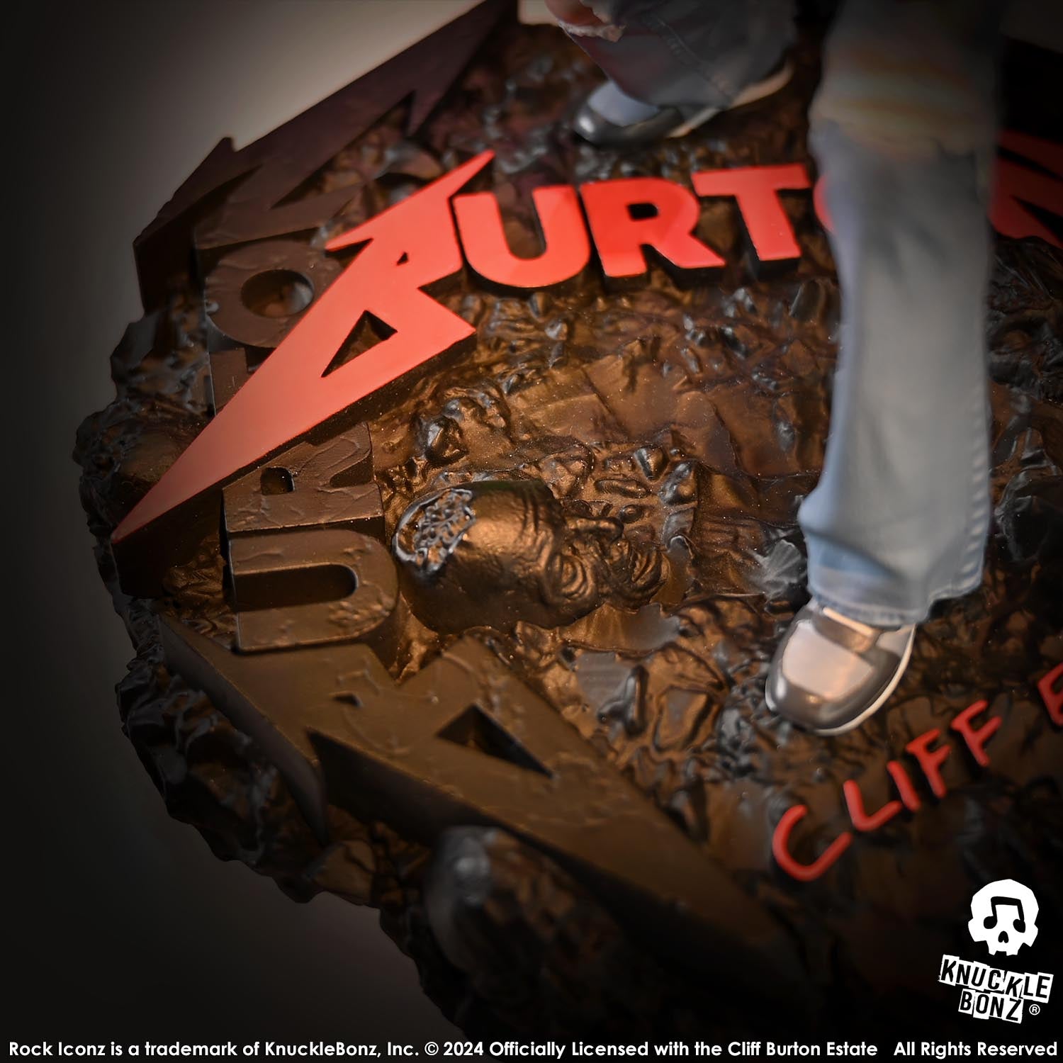 Cliff Burton II KnuckleBonz Statue