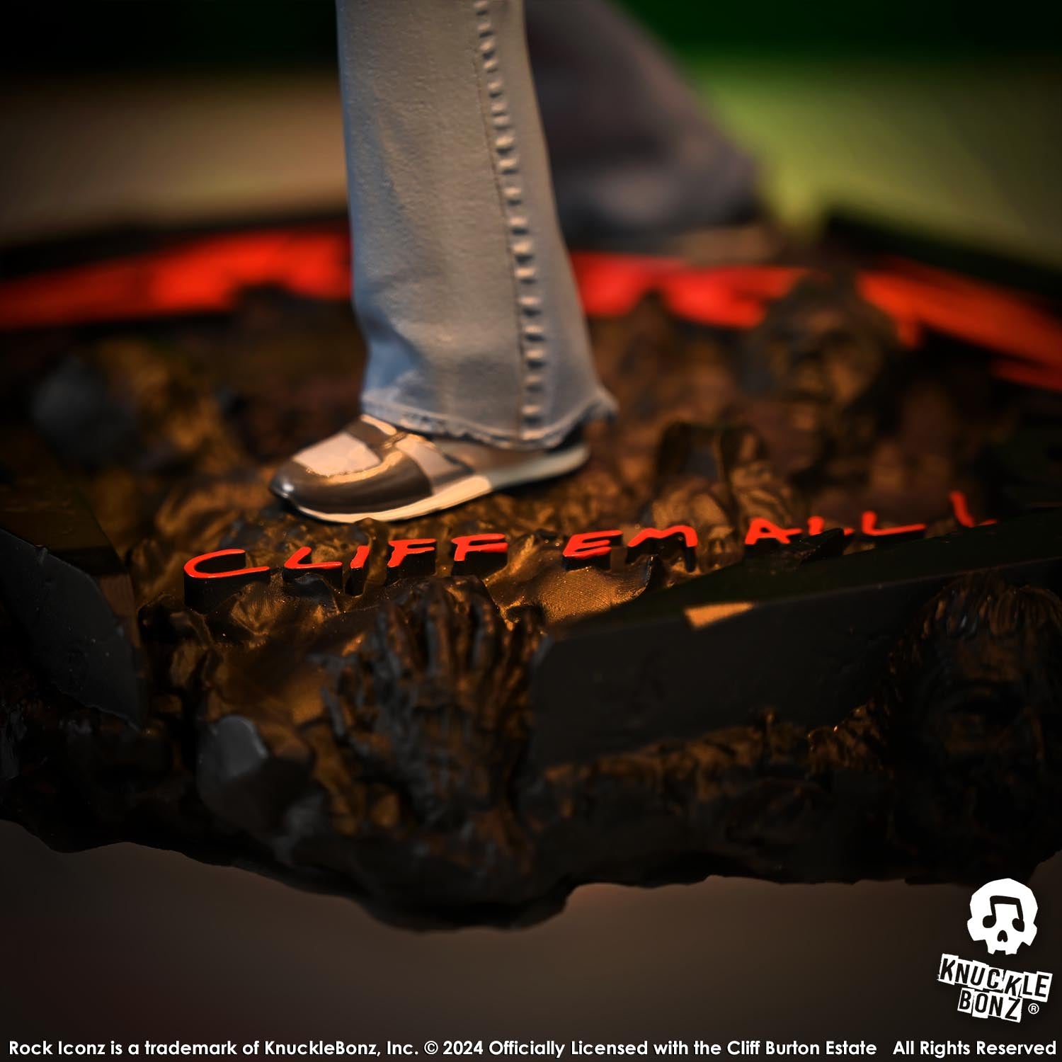 Cliff Burton II KnuckleBonz Statue