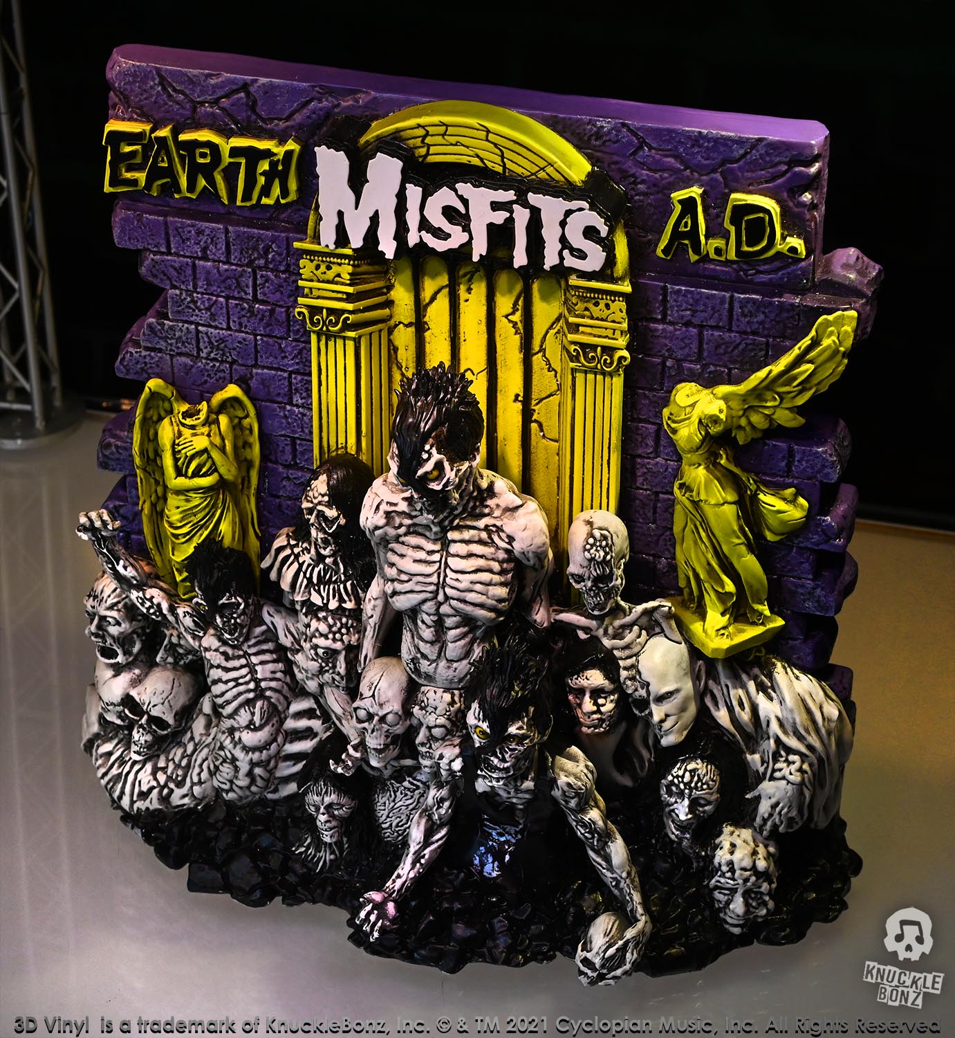 Misfits (Earth A.D.) KnuckleBonz Statue