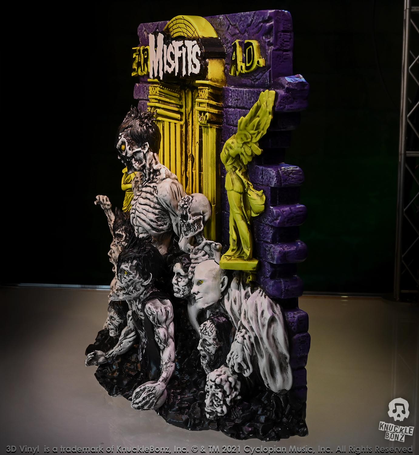 Misfits (Earth A.D.) KnuckleBonz Statue