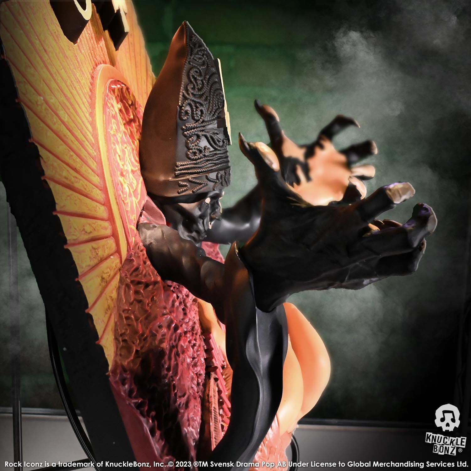 Ghost Infestissumam KnuckleBonz Statue