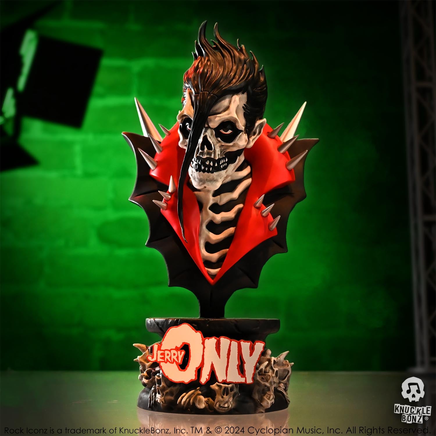 Misfits Jerry Only None More Black Series Figurine à Misfits Jerry Only None More Black Series Figurine à