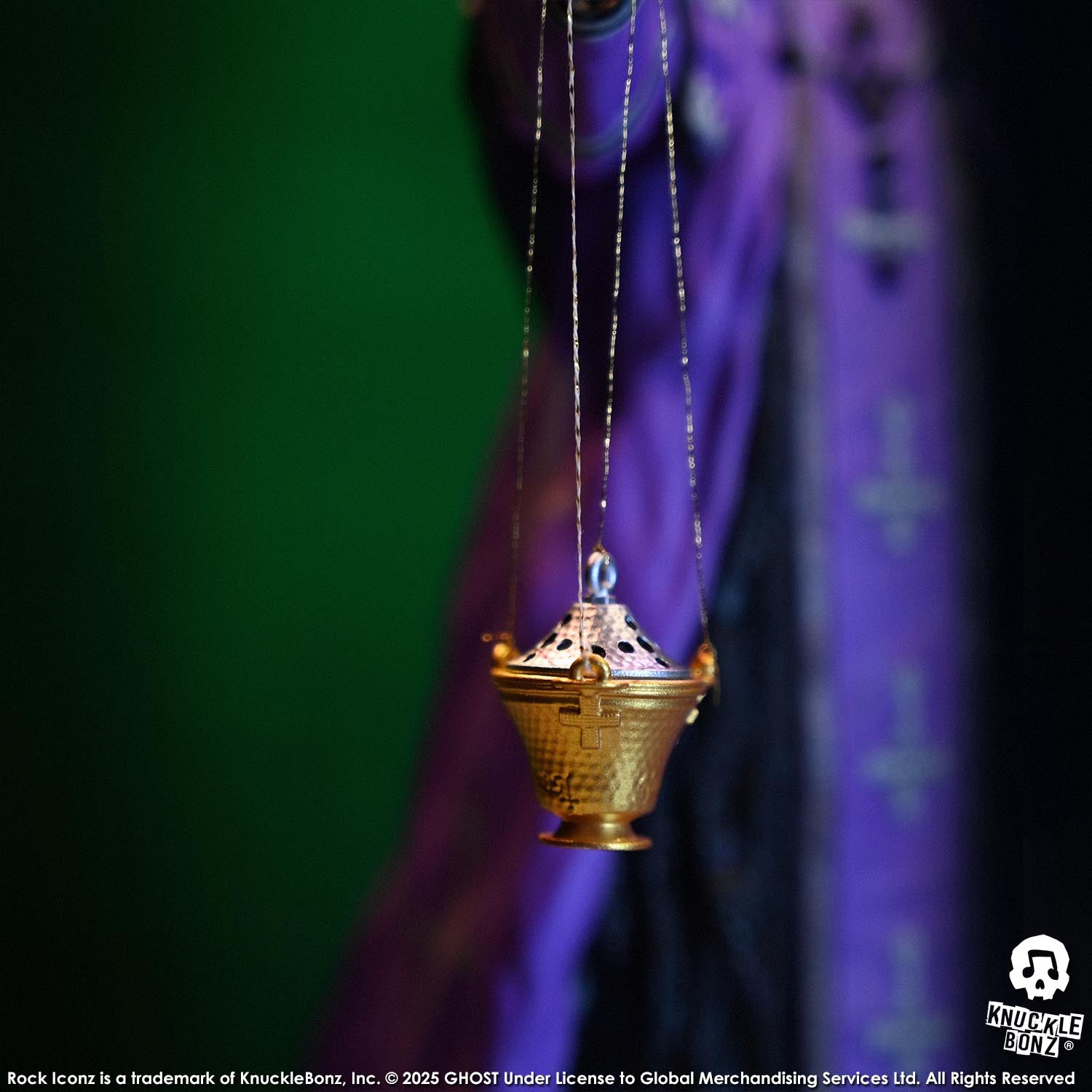 Ghost Papa V Perpetua Purple Robes KnuckleBonz Statue