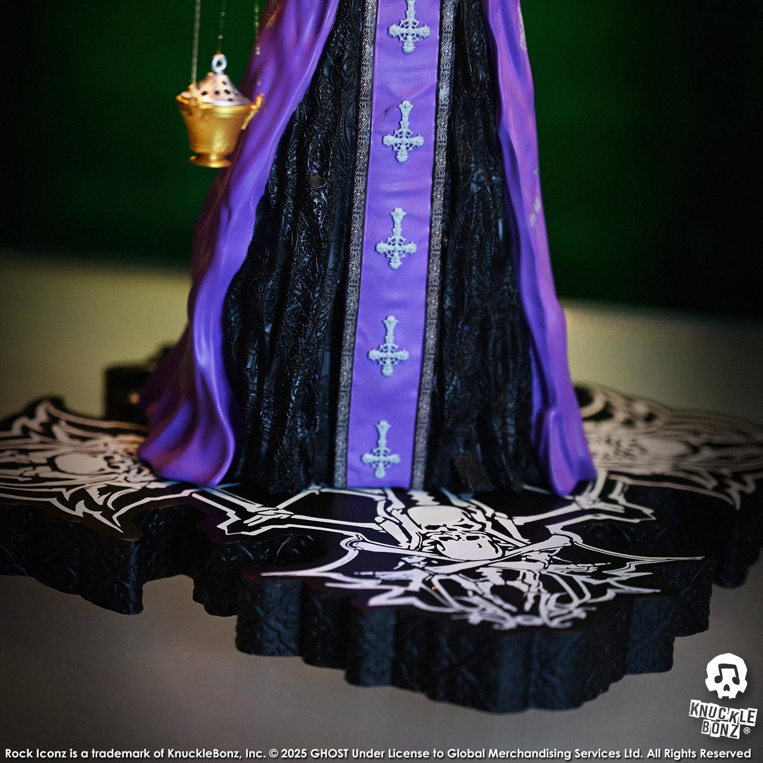 Ghost Papa V Perpetua Purple Robes KnuckleBonz Statue