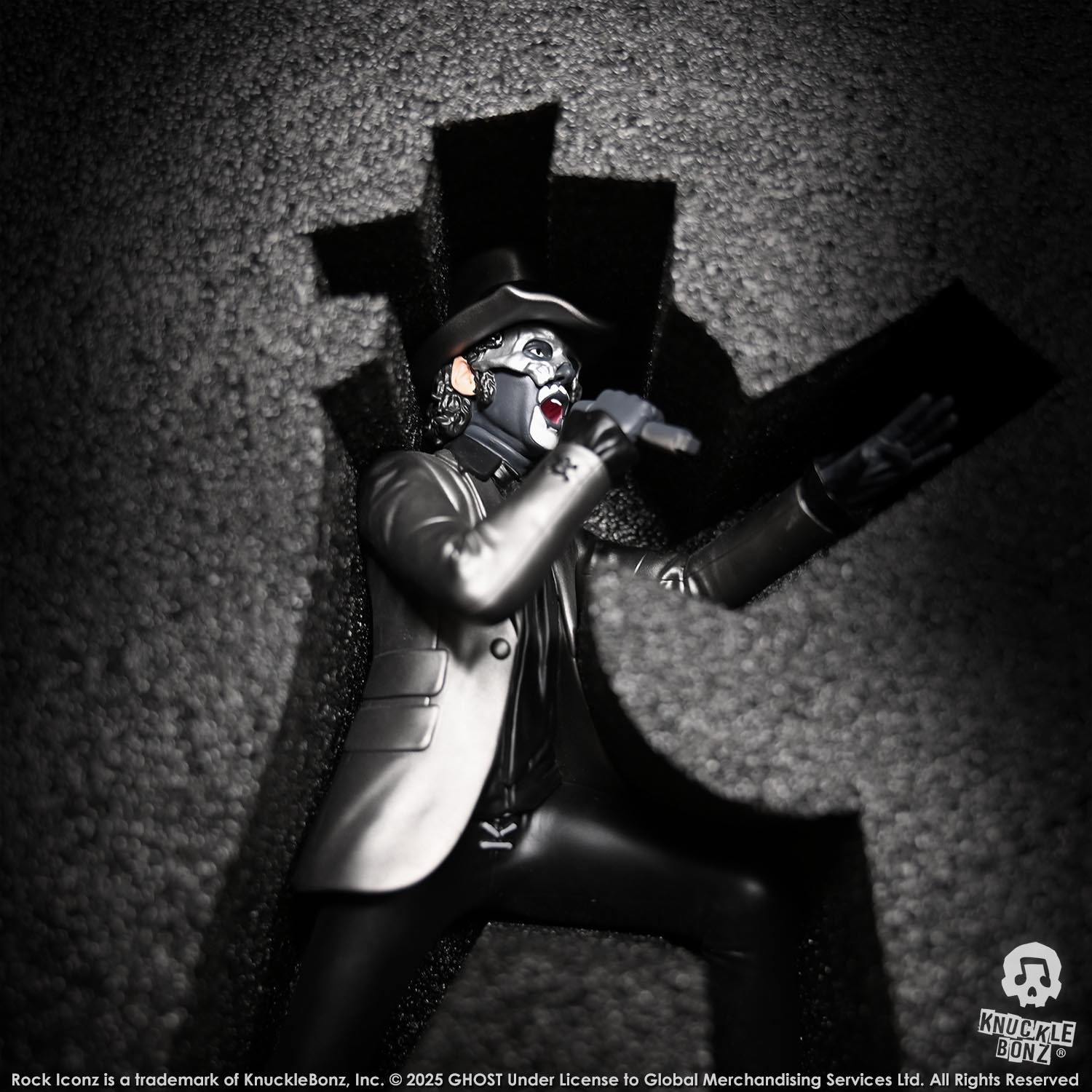 Ghost Papa V Perpetua Top Hat KnuckleBonz Statue