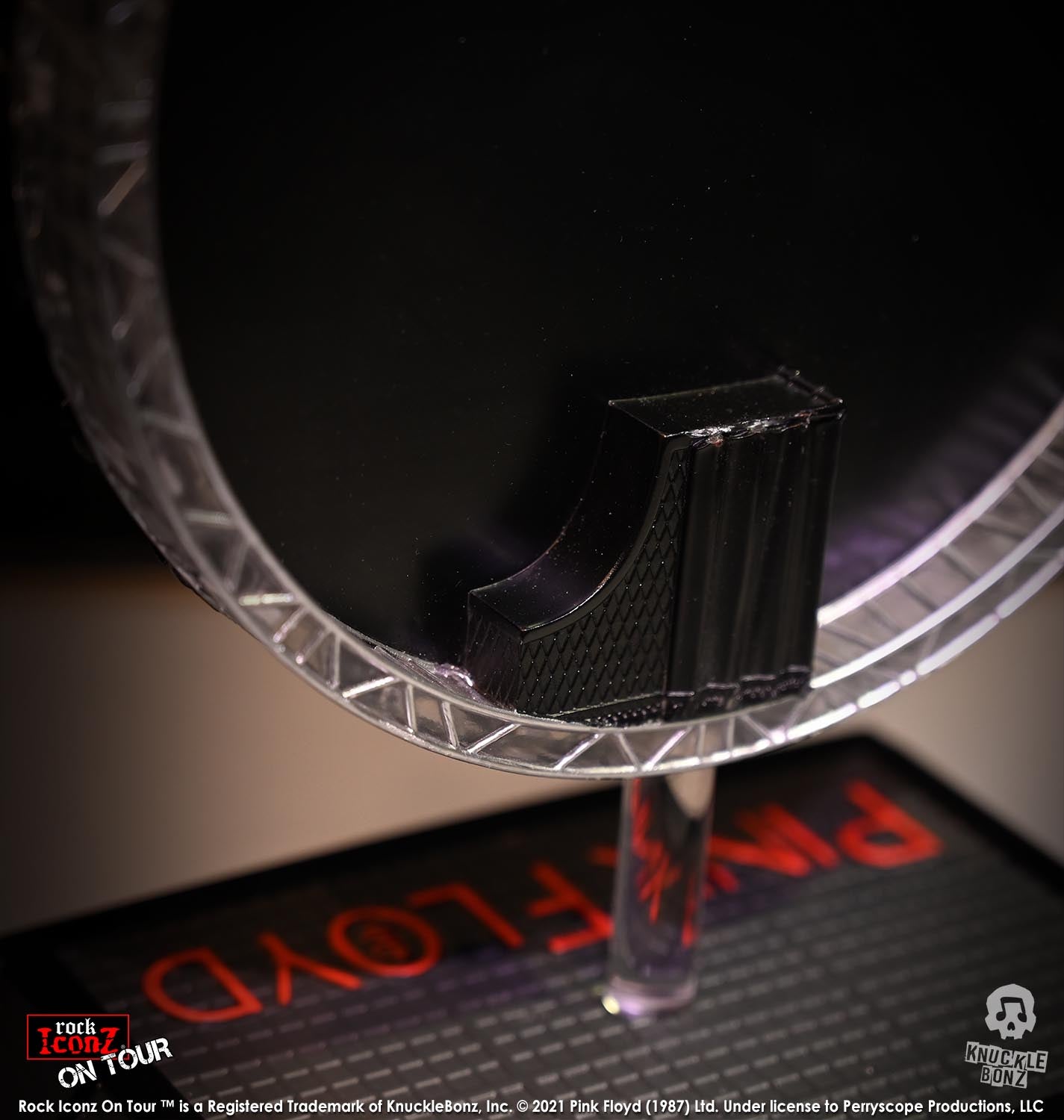 Pink Floyd Division Bell Projection Screen KnuckleBonz Statue