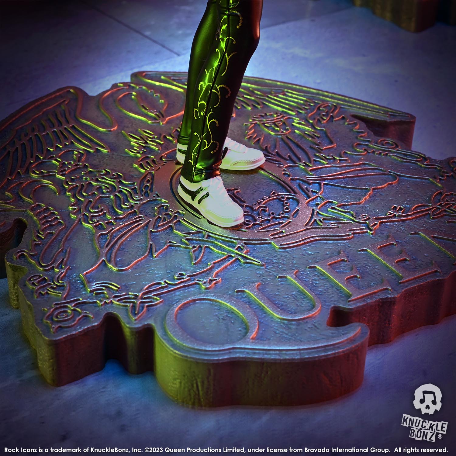 Queen II Roger Taylor KnuckleBonz Statue